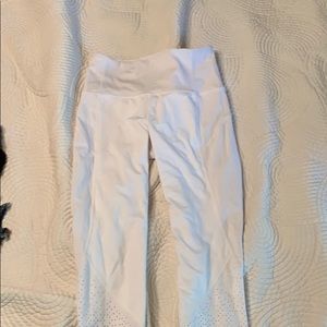 White Lulu Lemon Cropped Leggings